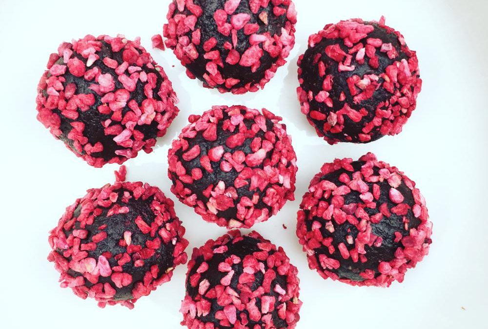 Easy no-bake festive fudges